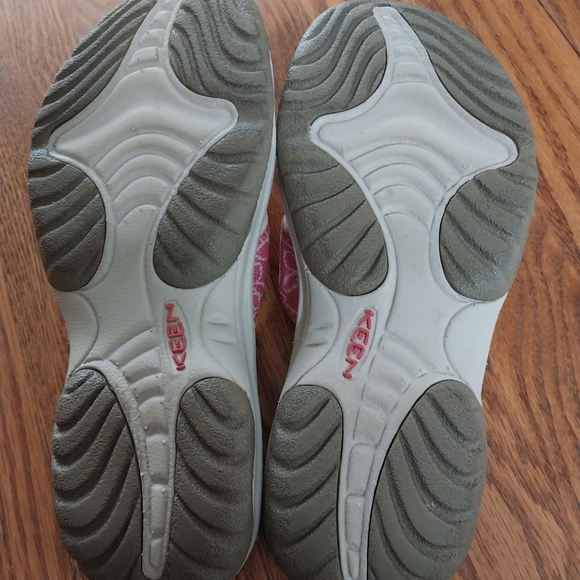 Keen Bali Sandals - Picture 3 of 8